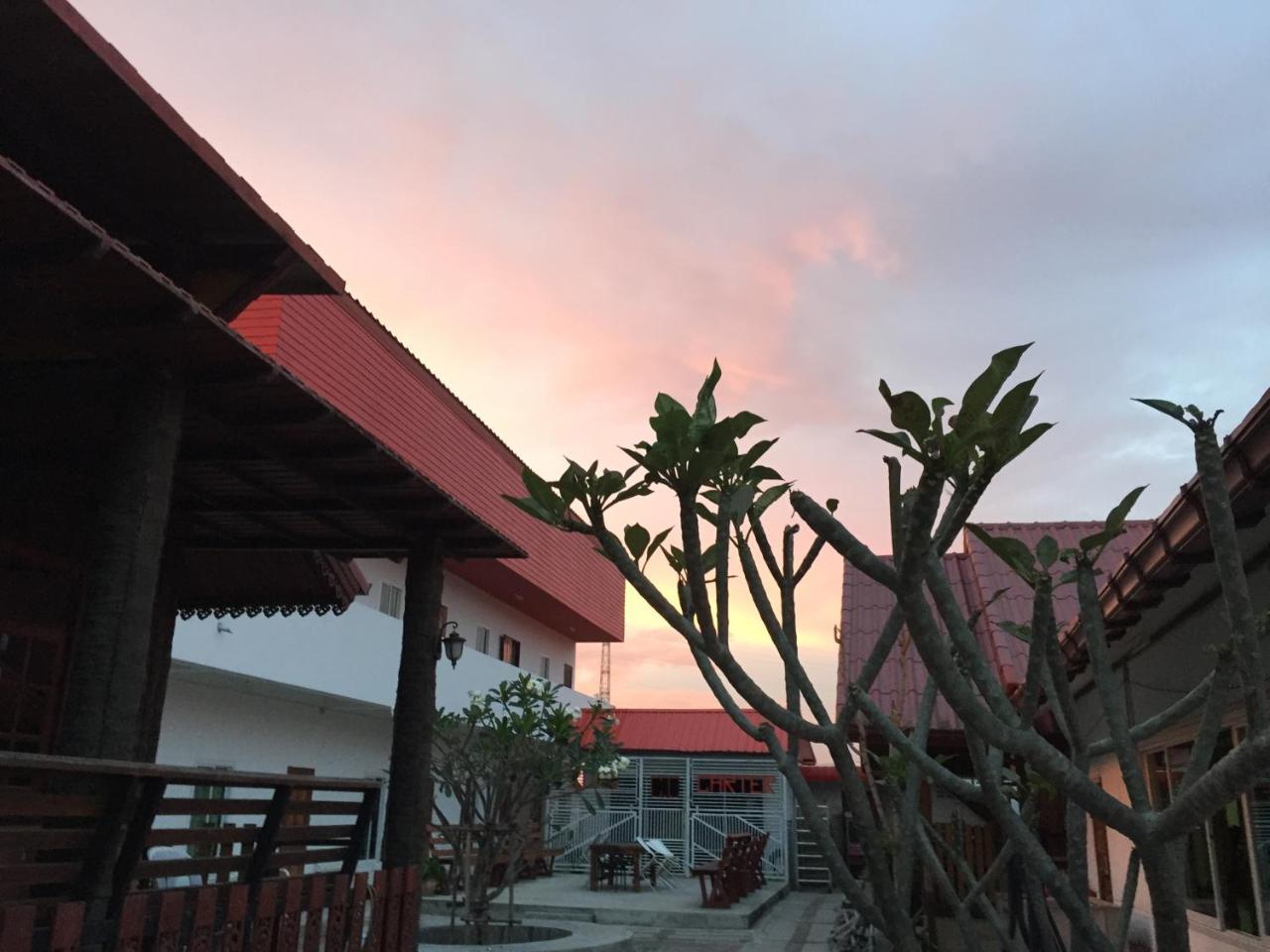 Cong Carter Muay Thai Camp Hotel Hua Hin Exterior foto